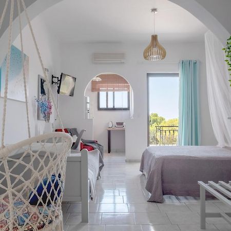 Pefkides Aegina Boutique Apartments Agia Marina  エクステリア 写真