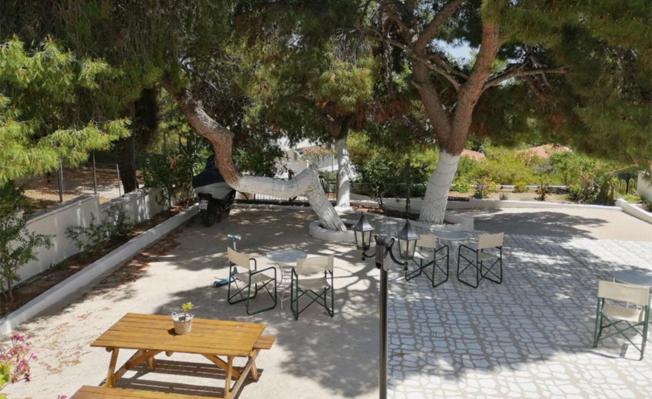 Pefkides Aegina Boutique Apartments Agia Marina  エクステリア 写真