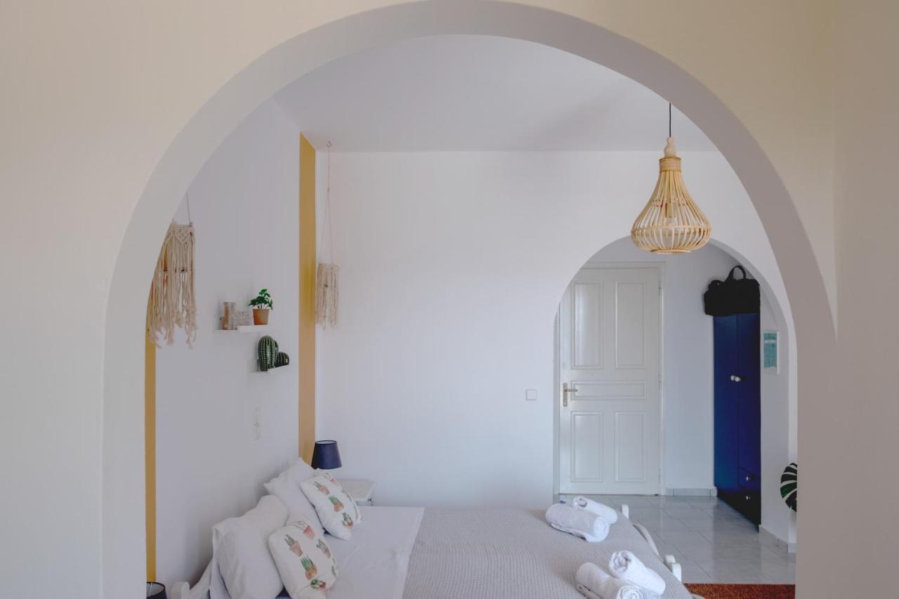 Pefkides Aegina Boutique Apartments Agia Marina  エクステリア 写真